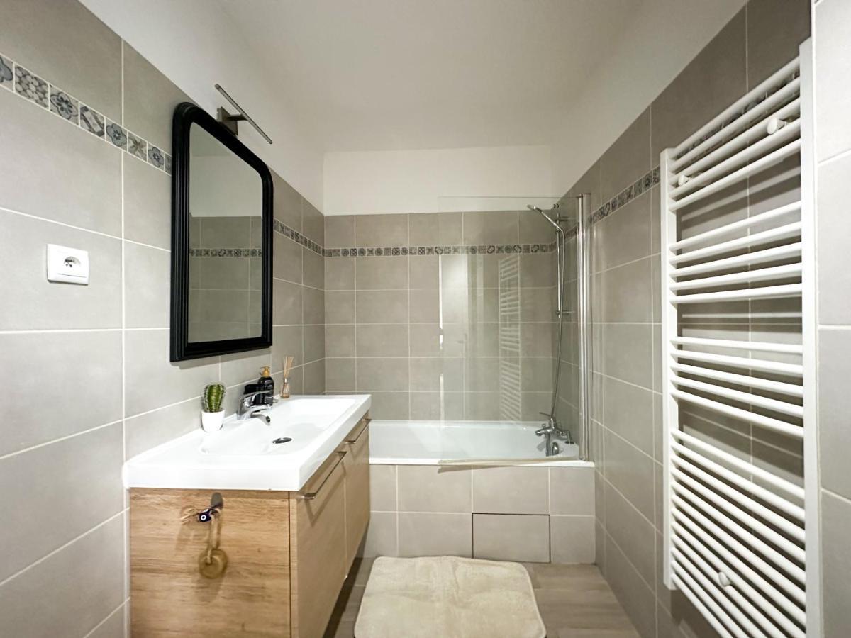 Duplex Paris Apartment Chessy (Seine-et-Marne)